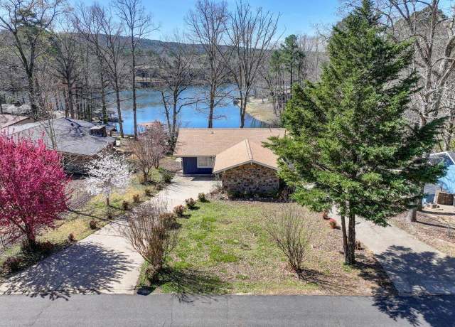 Property at 3 Guadalajara Ln, Hot Springs Village, AR 71909, 3 beds, 2 baths
