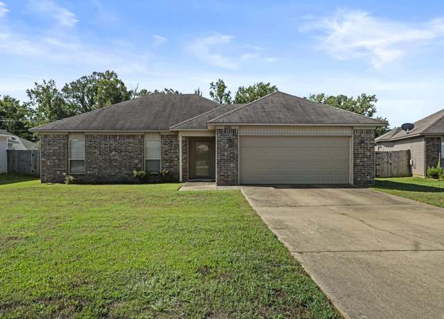 Property at 5602 Greenwood Acres, Little Rock, AR 72204, 3 beds, 2 baths