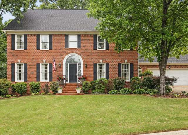 Property at 4109 Valley View Dr, Little Rock, AR 72212, 4 beds, 3.5 baths
