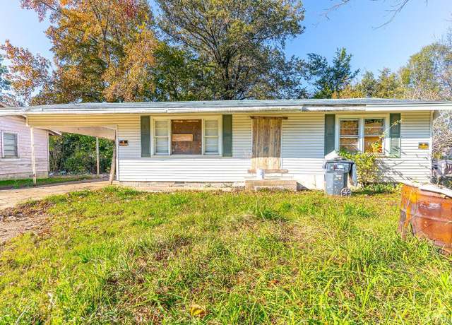 Property at 221 N Twelfth St, West Helena, AR, 2 beds, 1 bath