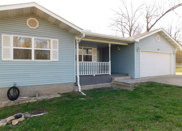 Property at 384 Robinhood Cir, Mountain Home, AR 72653, 3 beds, 2 baths