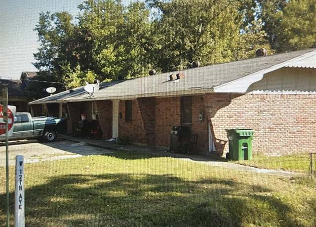 Property at 1115 Elm St, Pine Bluff, AR 71601, 5 beds