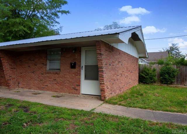 Property at 1115 Elm St, Pine Bluff, AR 71601, 5 beds
