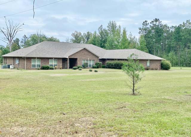 Property at 334 Grant 190009, White Hall, AR 71602, 4 beds, 5 baths