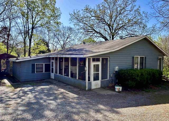 Property at 574 Choctaw Lndg, Clinton, AR 72031, 4 beds, 2 baths