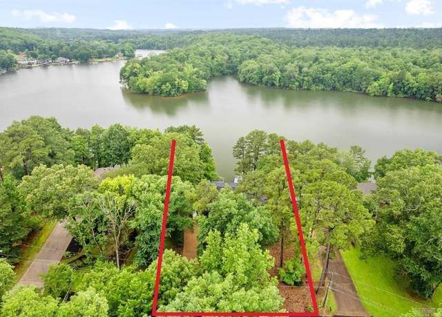 Property at 111 River Bend Rd, Hot Springs, AR 71913, 3 beds, 3.5 baths