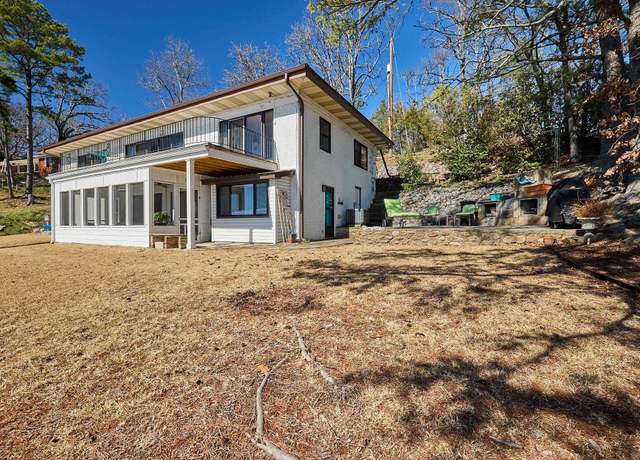 Property at 2285 Marion Anderson Rd, Hot Springs, AR 71913, 3 beds, 2 baths