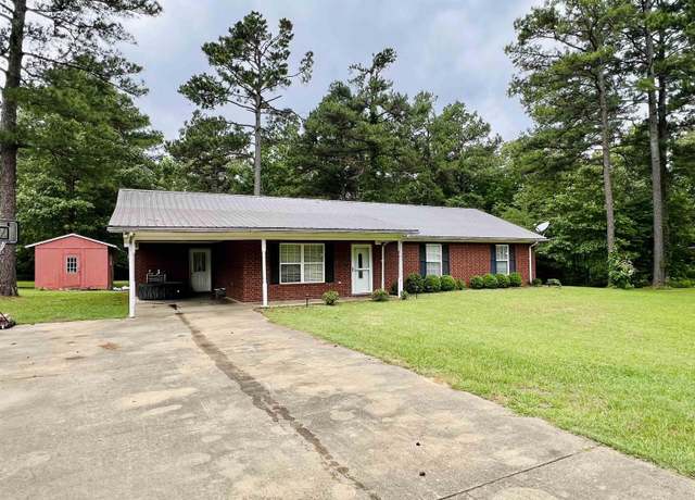 Property at 904 Dogwood, Star City, AR 71667, 3 beds, 2 baths