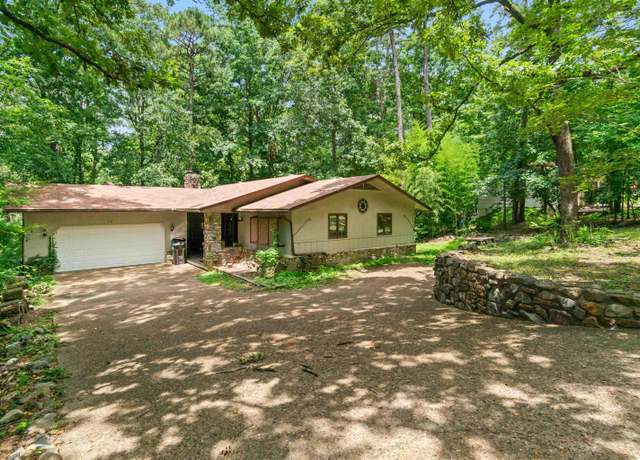 Property at 48 S Pego Way, Hot Springs Village, AR 71909, 3 beds, 2.5 baths