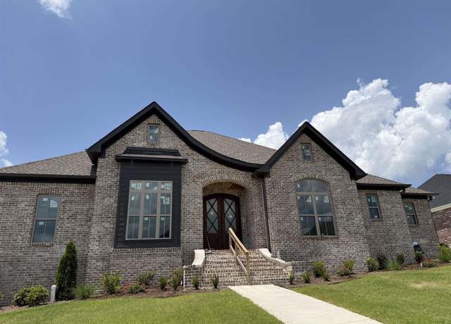 Property at 1655 Dolphin Dr, Conway, AR 72034, 5 beds, 4.5 baths