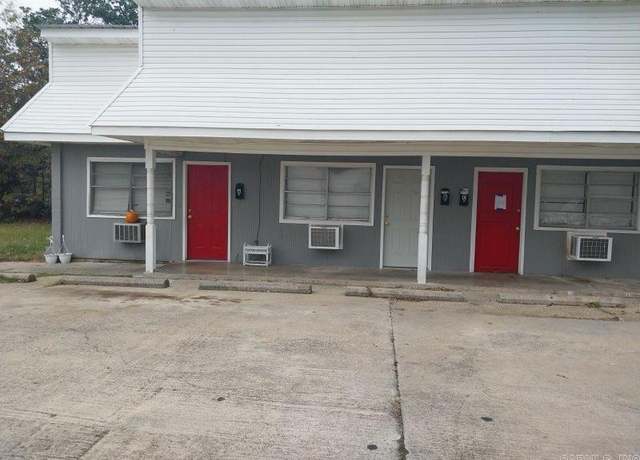 Property at 1805 S Beech St, Pine Bluff, AR 71601, 6 beds