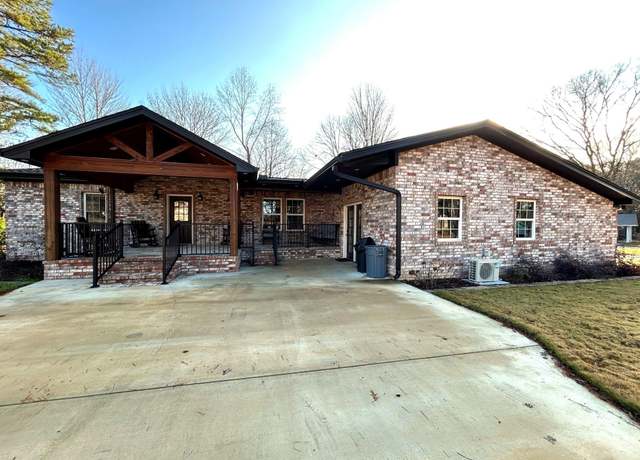 Property at 1001 Blackoak Ln, Heber Springs, AR 72543, 4 beds, 2.5 baths