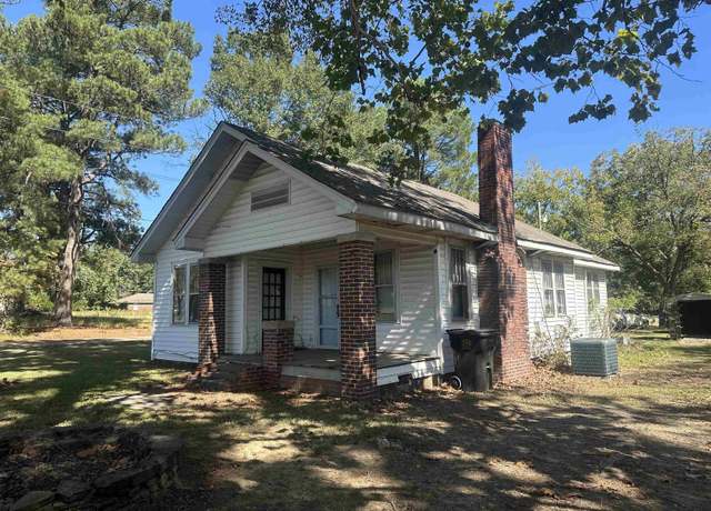 Property at 208, 206 ,204 Moore St, Ward, AR 72176, 3 beds, 1 bath