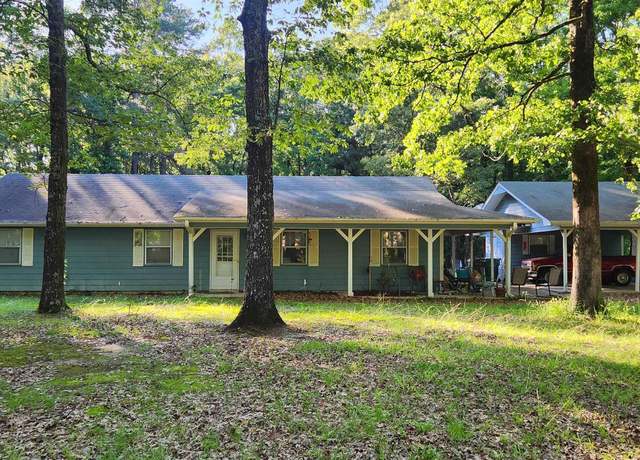 Property at 8908 S Pleasant Dr Dr, Pine Bluff, AR 71603, 3 beds, 2 baths
