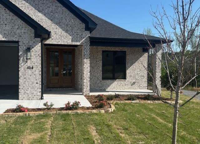 Property at 414 Rosemary Way, Little Rock, AR 72223, 4 beds, 2 baths
