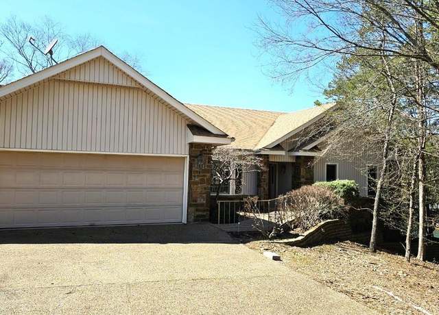 Property at 30 Sosegado Ln, Hot Springs Village, AR 71909, 3 beds, 2 baths