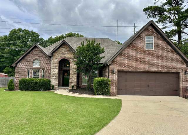 Property at 2308 Sanctuary Cv, Jonesboro, AR 72404, 5 beds, 3 baths