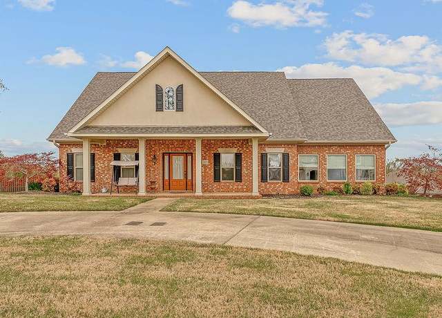 Property at 4301 Woodcrest, Jonesboro, AR 72404, 4 beds, 3.5 baths