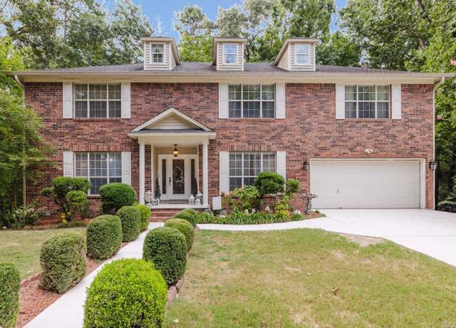 Property at 1307 River Oaks, Benton, AR 72019, 4 beds, 2.5 baths