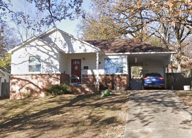 Property at 7814 Iowa Dr Dr, Little Rock, AR 72227, 3 beds, 2 baths