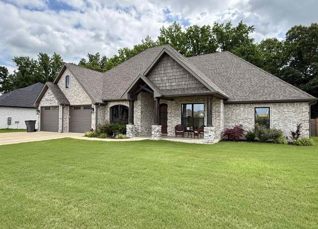 Property at 1603 S 28 1/2 St, Paragould, AR 72450, 4 beds, 3 baths