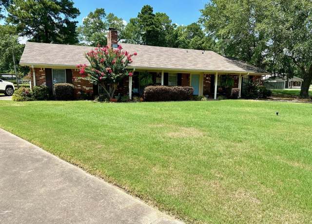 Property at 6807 Wilhelmina Cv, Pine Bluff, AR, 3 beds, 3 baths
