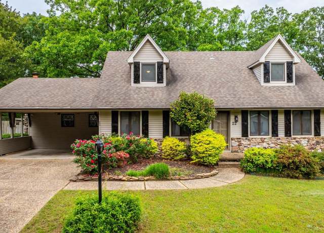 Property at 22 Colony Rd Rd, Little Rock, AR 72227, 4 beds, 2 baths
