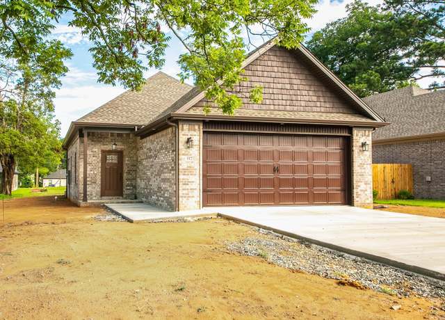 Property at 412 N 3rd St, Cabot, AR 72023, 3 beds, 2 baths