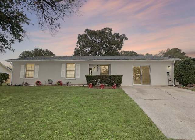 Property at 9314 Timber Valley Rd, Little Rock, AR 72204, 3 beds, 2 baths