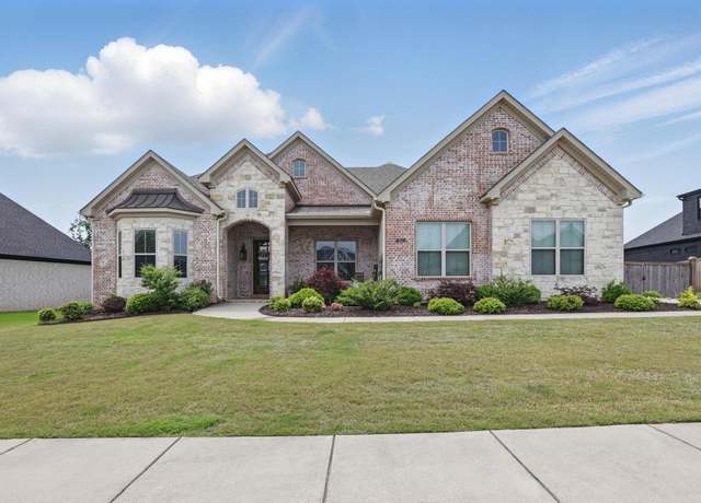Property at 811 Nature Way, Benton, AR 72019, 4 beds, 3 baths
