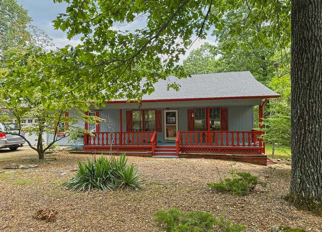 Property at 57 Cherokee Acres Dr, Cherokee Village, AR 72529, 3 beds, 2.5 baths