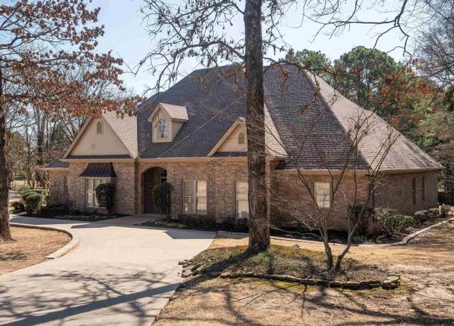 Property at 917 A Skyline Dr, Searcy, AR 72143, 5 beds, 3.5 baths