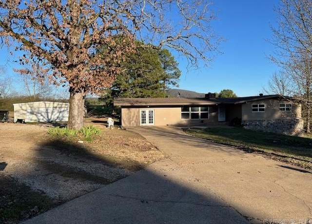 Property at 176 Geode Pl, Hot Springs, AR 71913, 3 beds, 2 baths