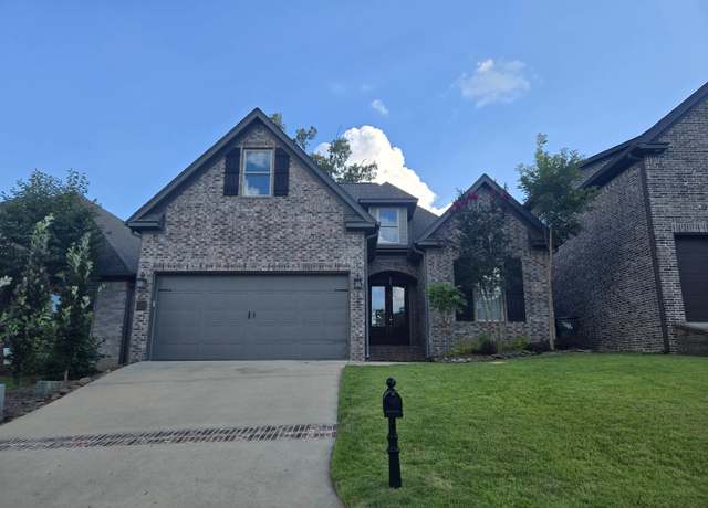 Property at 121 Bella Rosa Pl, Little Rock, AR 72223, 4 beds, 3 baths