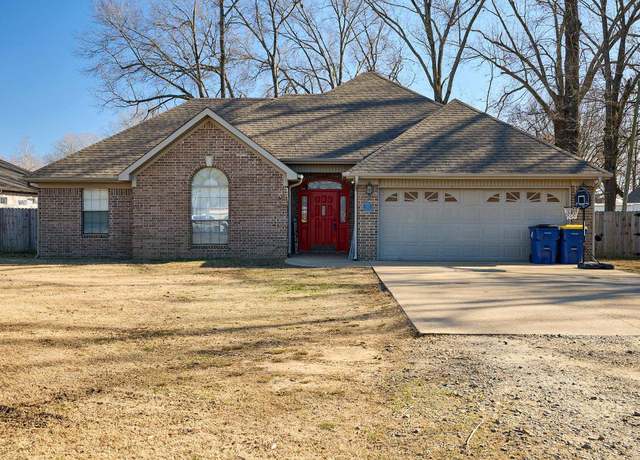 Property at 2107 S 2nd St, Cabot, AR 72023, 3 beds, 2 baths