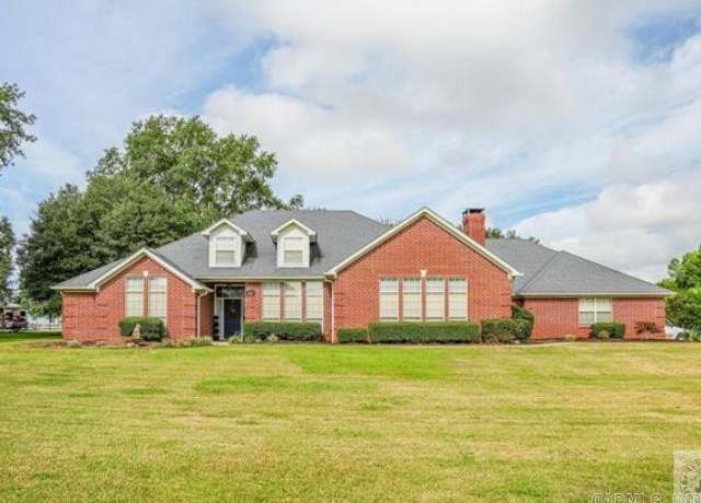 Property at 409 Meadows Rd, Texarkana, AR 71854, 4 beds, 3 baths