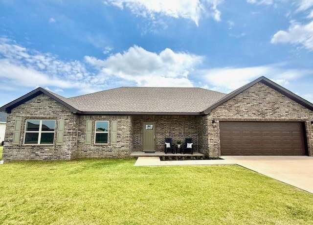 Property at 1233 Stella Ln, Trumann, AR 72472, 4 beds, 2 baths