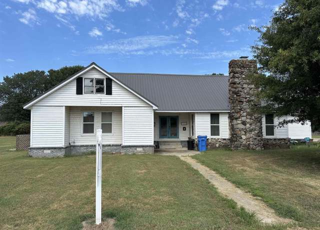 Property at 111 Mark, Corning, AR 72422, 5 beds, 3 baths