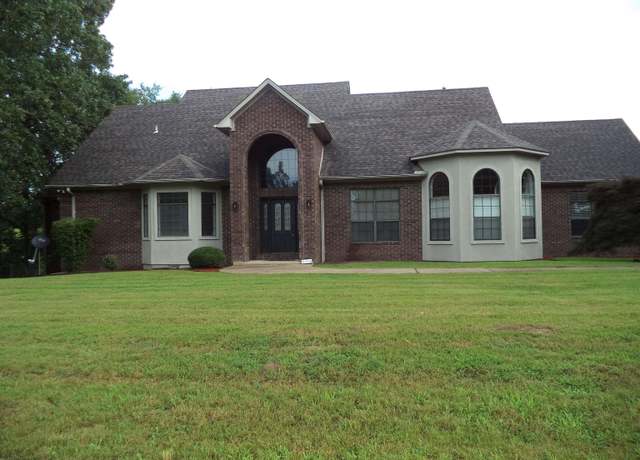 Property at 2224 Marion Anderson, Hot Springs, AR 71913, 4 beds, 2.5 baths
