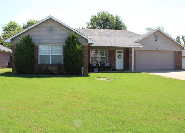 Property at 63 Blair Dr, Vilonia, AR 72173, 4 beds, 2 baths