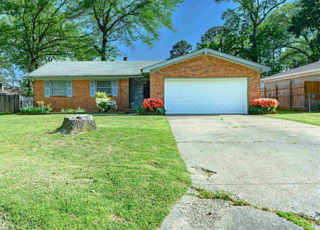Property at 1025 Grayland Dr, Jacksonville, AR 72076, 4 beds, 2 baths