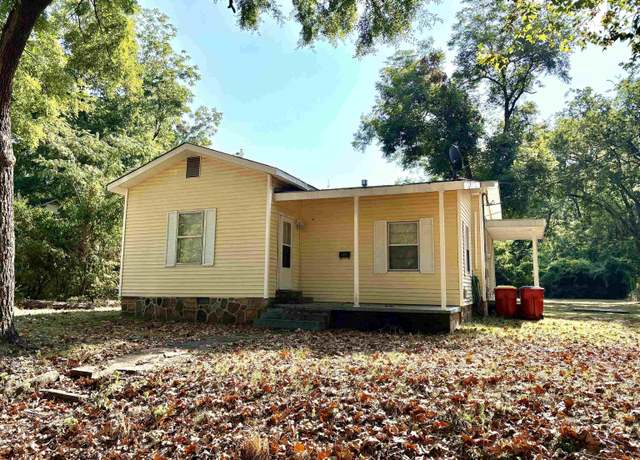 Property at 202 N Griffin St, Morrilton, AR 72110, 2 beds, 1 bath