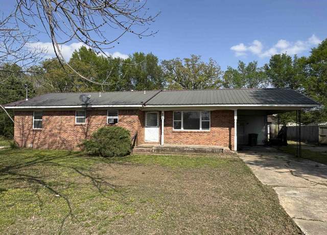 Property at 117 NE Georgia Dr, Walnut Ridge, AR 72476, 3 beds, 2 baths
