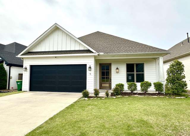 Property at 5 Copper Cir, Little Rock, AR 72223, 3 beds, 2 baths