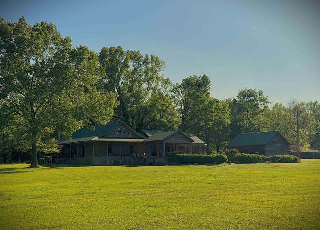 Property at 5827 Pridmore Rd, Jacksonville, AR 72076, 4 beds, 2 baths