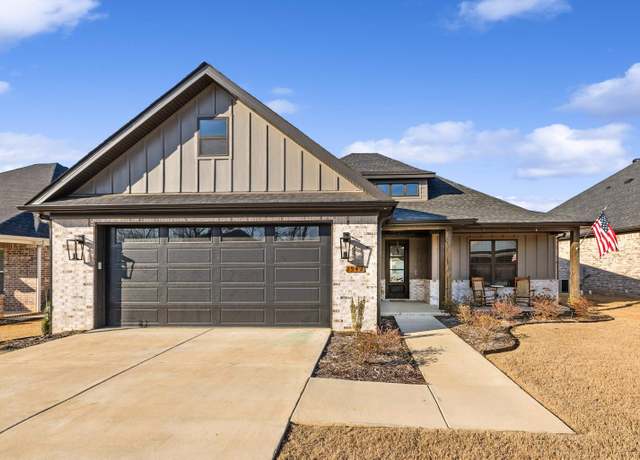 Property at 1542 Sawtooth Dr, Benton, AR 72019, 4 beds, 2.5 baths