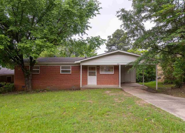 Property at 1007 W 52nd St, North Little Rock, AR 72118, 3 beds, 1.5 baths