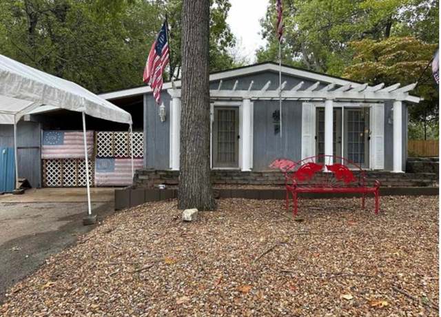 Property at 704 Birdie Dr, Mountain Home, AR 72653, 4 beds, 2 baths