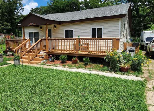 Property at 4308 W 26th St, Little Rock, AR 72204, 3 beds, 2 baths