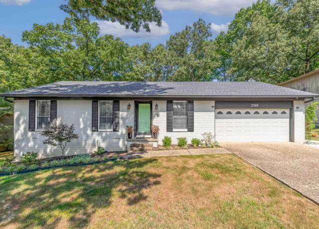 Property at 2300 Pear Orchard Dr, Little Rock, AR 72211, 3 beds, 2 baths